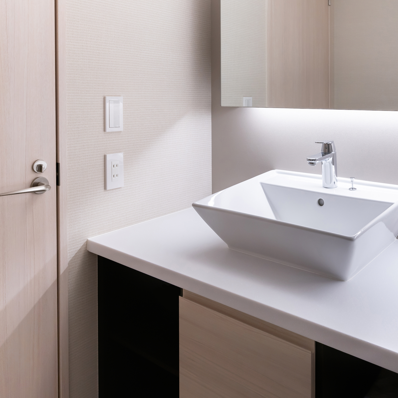 スタイリッシュな洗面台