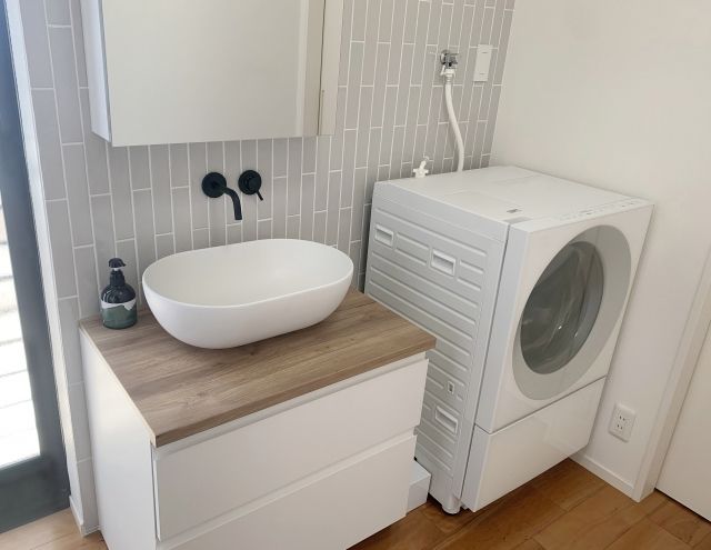 洗面所と洗濯機.jpg